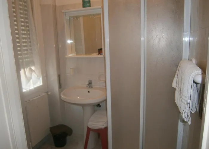 호텔 밀라네시나 2*